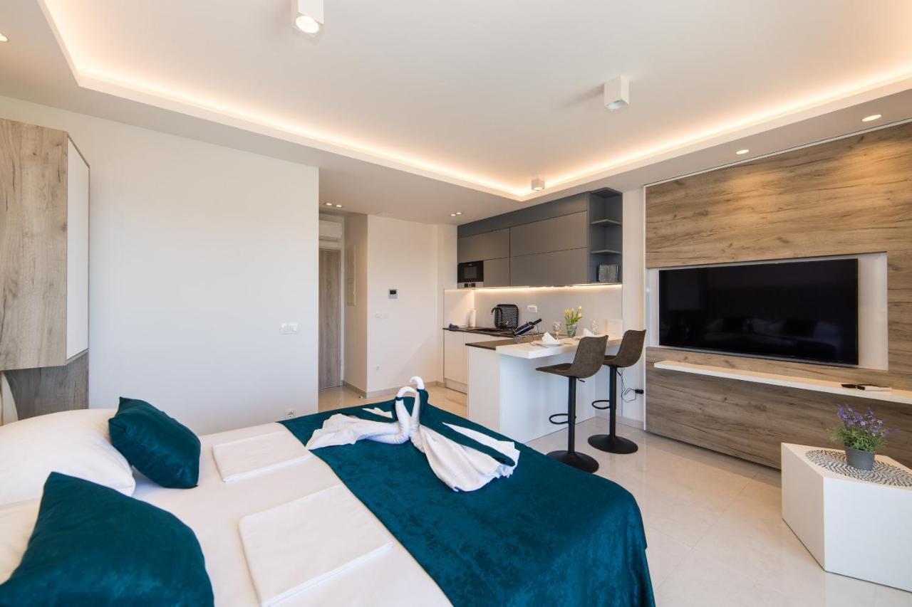 פרומאינה Delux Apartments Sunset Beach מראה חיצוני תמונה